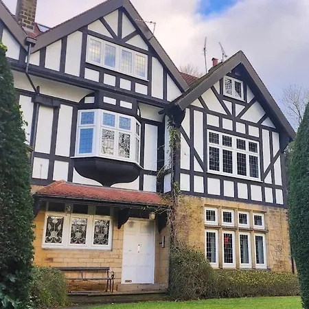 Spacious Guest Flat Near Roundhay Park Leeds  Exterior photo